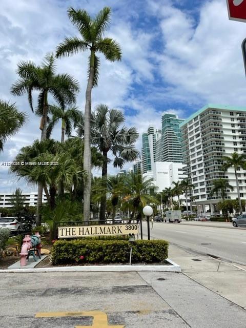 Building Photo - 3800 S Ocean Dr