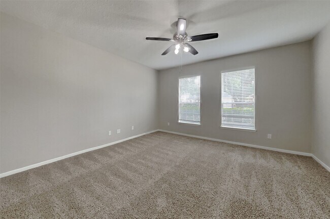 Building Photo - 19034 Village Maple Ct