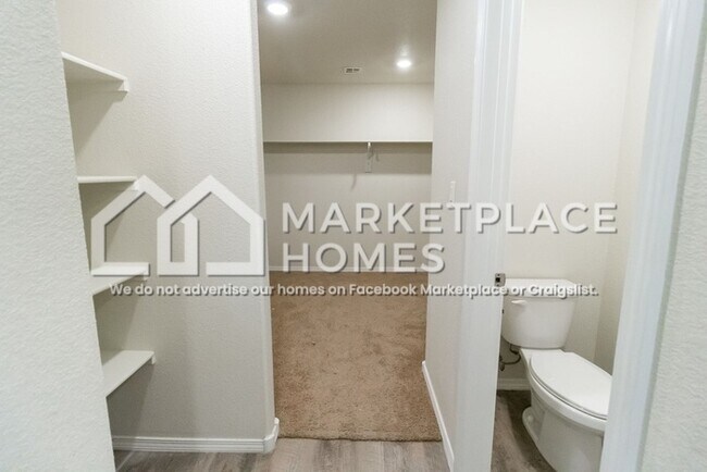 Building Photo - 3533 Wild Horse Rd NE