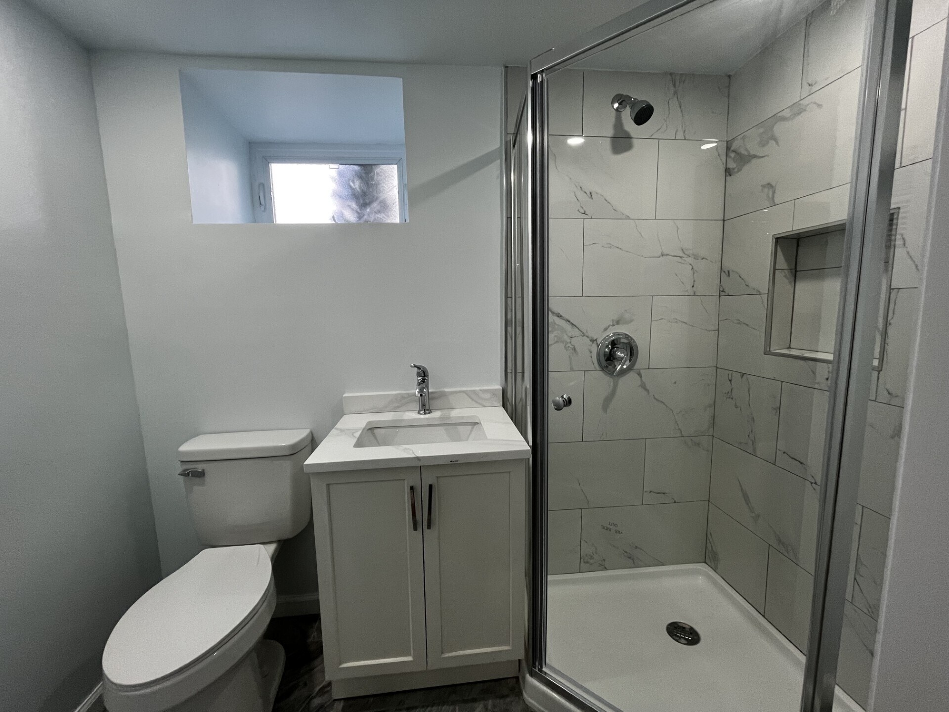 Building Photo - 280 S Boulevard