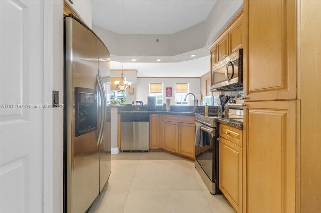 Building Photo - 3235 NE 184th St