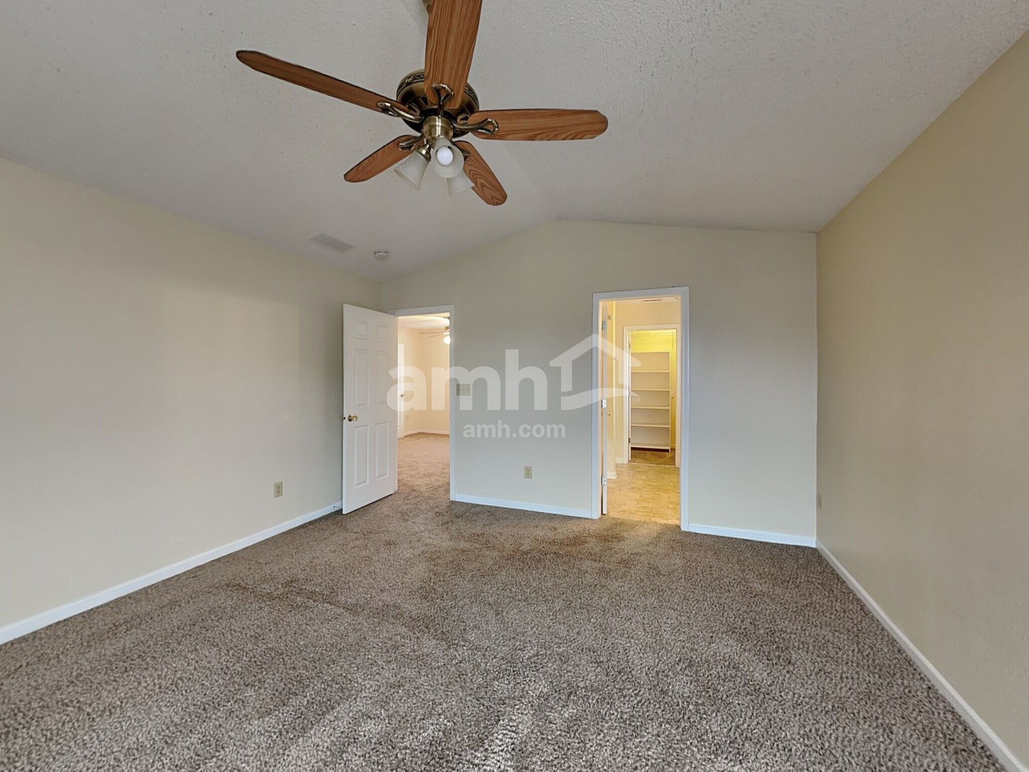 Building Photo - 11988 Cat Tail Ct