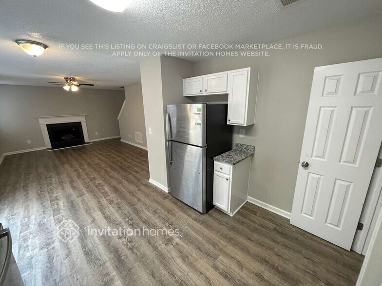 Building Photo - 10324 Covingtonwood Dr