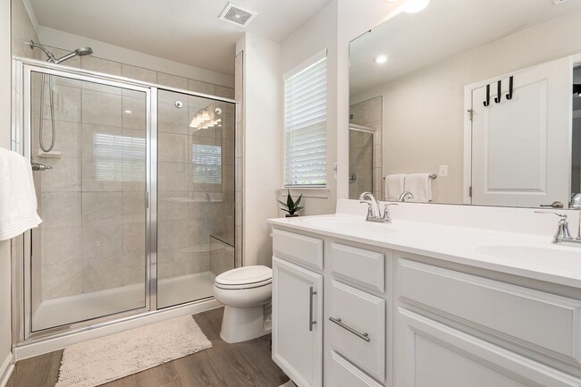 Building Photo - Premier End-Unit Townhome in Valley Run: A...