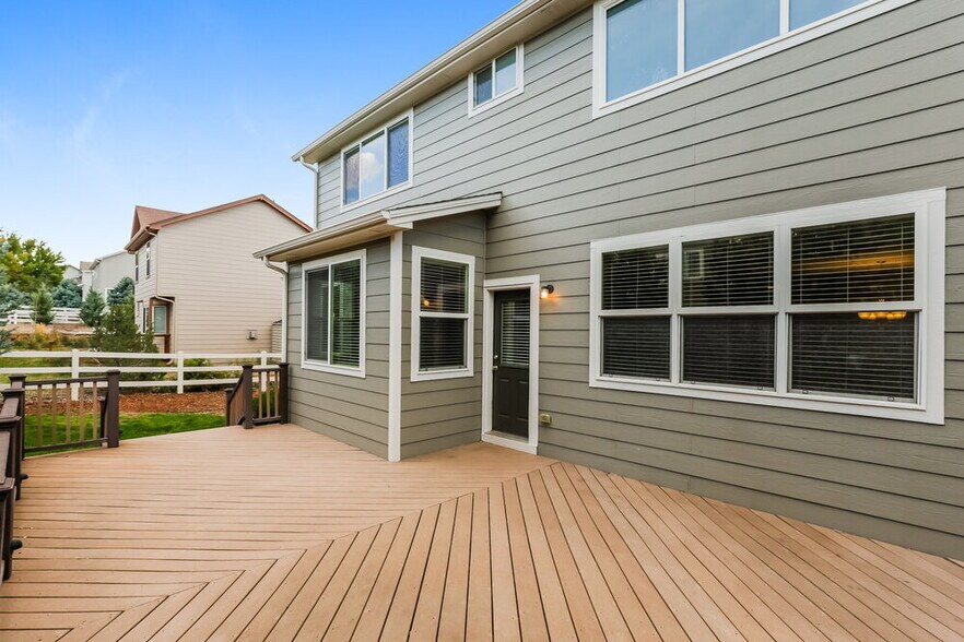 Building Photo - 3768 Deer Valley Dr