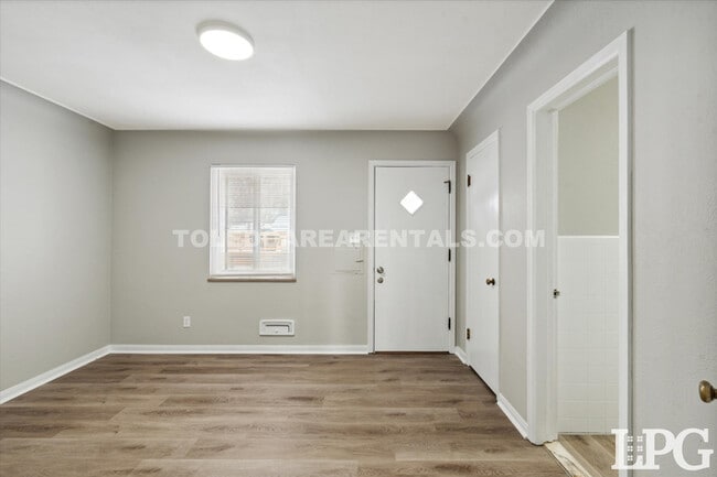 Building Photo - 4225 Harvest Ln