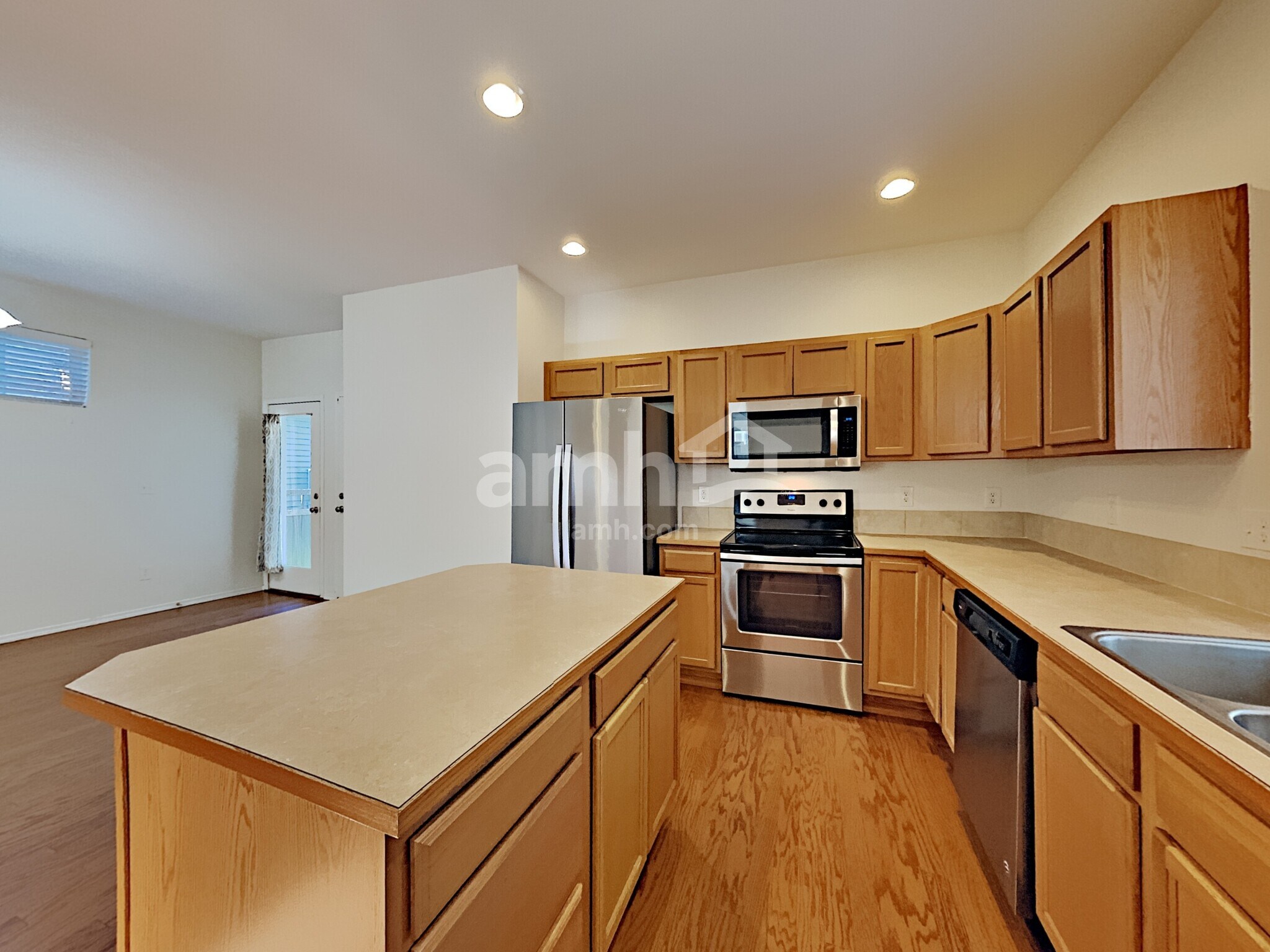 Building Photo - 18114 17th Ave Ct E