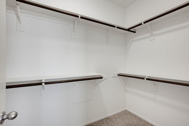 Building Photo - 42910 Avenida Amistad