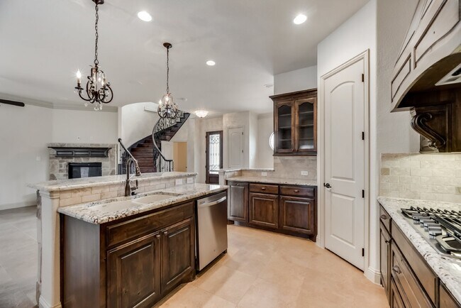 Building Photo - Modern 3 Bed Townhouse with Granite Countertops and Hardwood Floors in Keller, TX