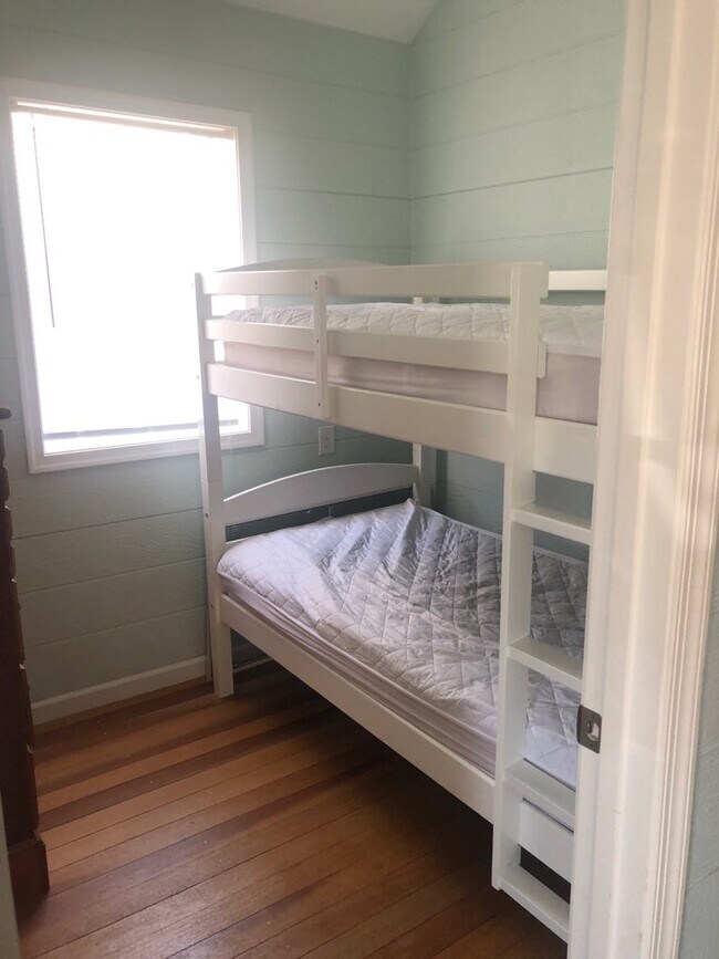 Building Photo - 571 Brielle Rd