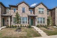 Building Photo - 3032 Shire Dr