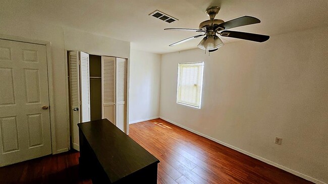 Building Photo - 9034 Triola Ln