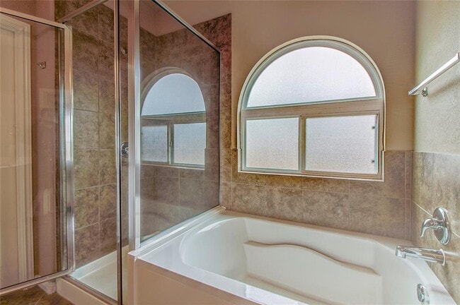 Building Photo - 225 Deep Creek Dr