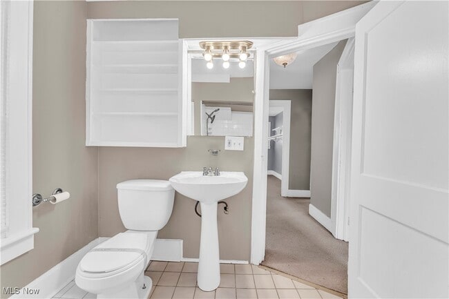 Building Photo - 117 Cleveland St