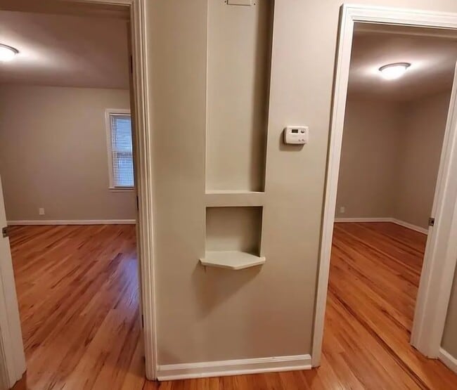 Building Photo - Welcome Home!!!  Oak Park 3 bedroom brick ranch