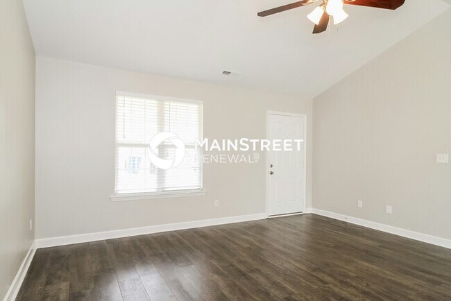 Building Photo - 3 Bedroom Pet-Friendly Home in Winston-Salem, NC with Main Street Renewal