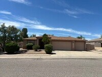 Building Photo - 2176 S Thunder Tanner Dr