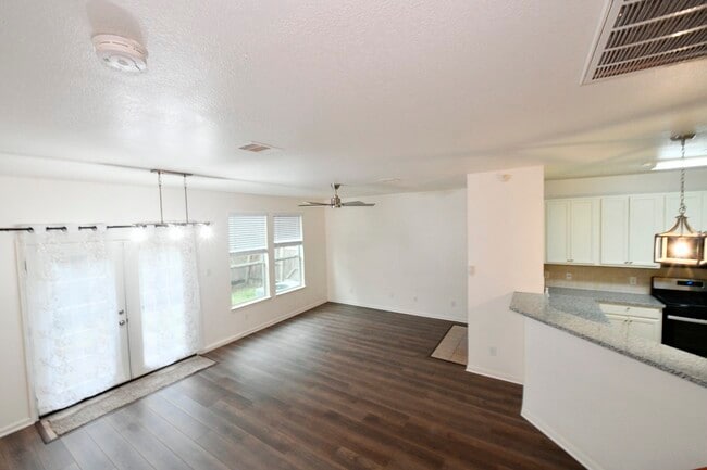 Building Photo - 13070 Lawsons Creek Ln