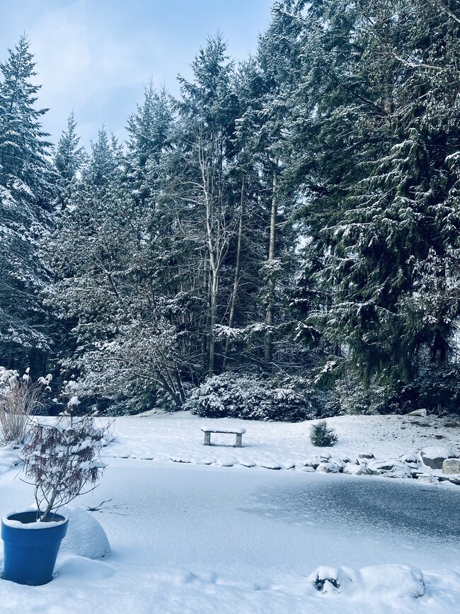 Building Photo - 3745 S Amble Rd