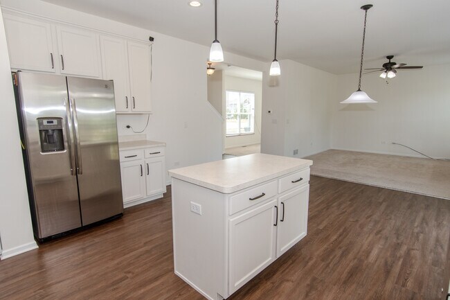 Building Photo - 26107 White Oak Trail