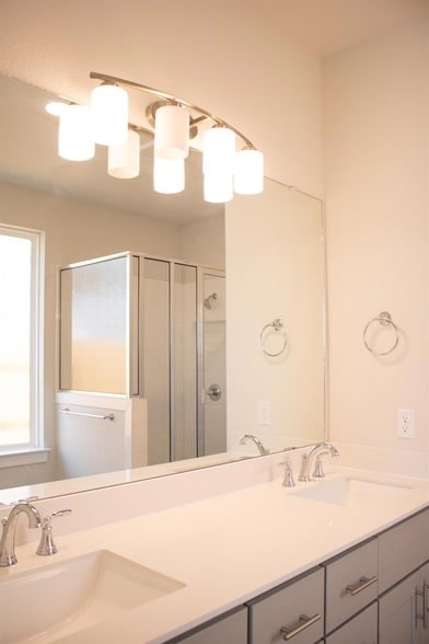 Building Photo - 123 Table Top Bnd