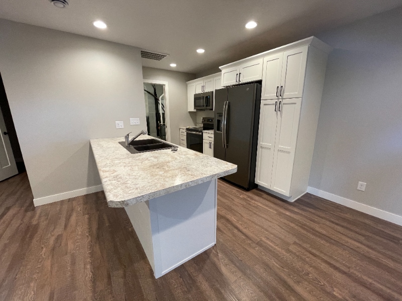 Building Photo - 2912 Sportsmans Dr