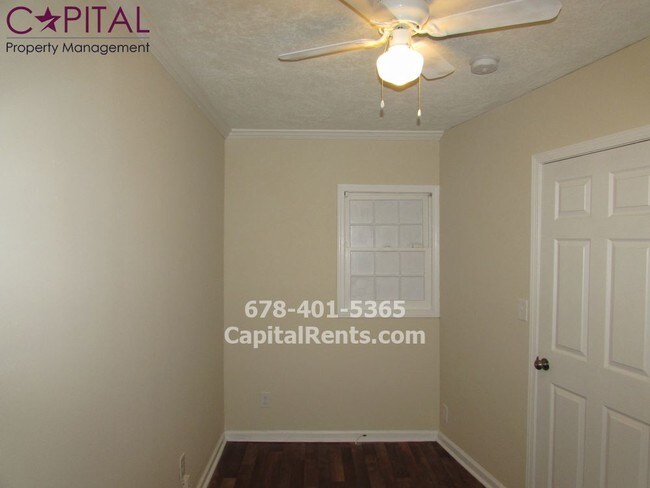 Building Photo - 1361 Westboro Dr SW