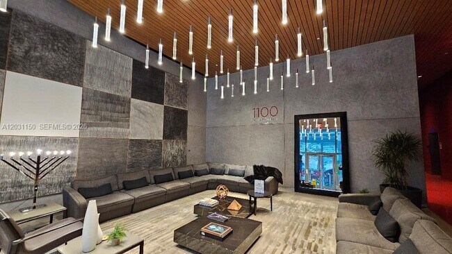 Building Photo - 1100 S Miami Ave