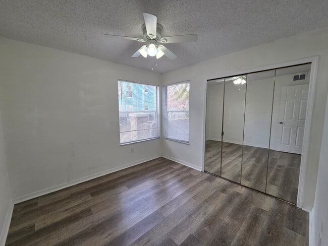 Building Photo - 2751 N Poinciana Blvd