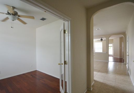 Building Photo - Alamo Ranch - 3/2