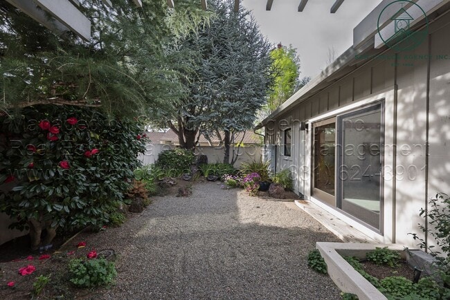 Building Photo - Custom Three Bedroom Carmel Valley Ranch Townhouse