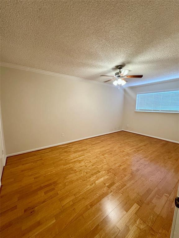 Building Photo - 10730 Briar Forest Dr