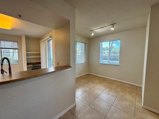 Building Photo - 11022 Legacy Dr