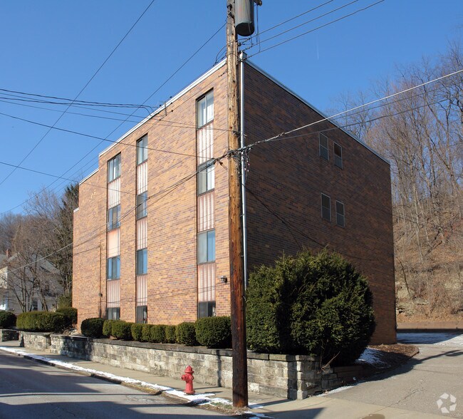 Building Photo - 36 Vilsack St