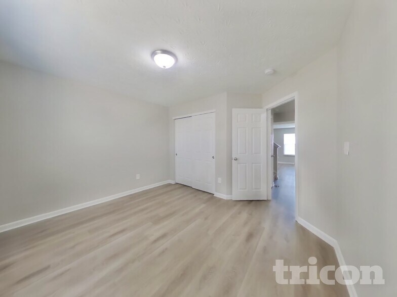 Building Photo - 7507 Brattle Dr