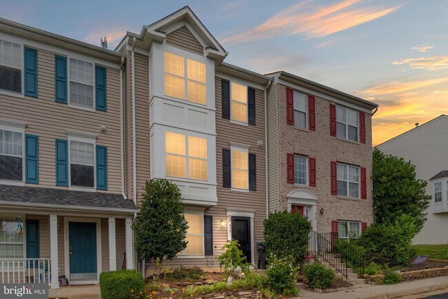 Building Photo - 313 Frontier Fort Ln
