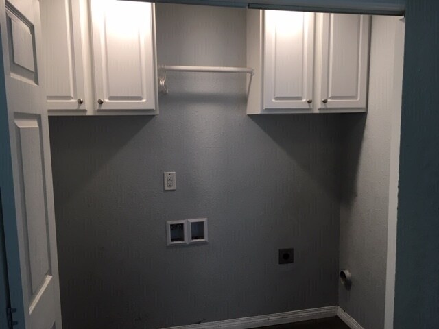 Building Photo - 120 Cowan Ct