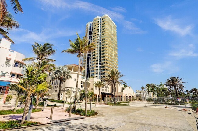 Building Photo - 7330 Ocean Terrace