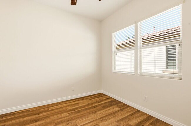 Building Photo - Encanterra Golf Community