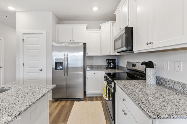 Building Photo - 205 Palmeras Marinas Ln