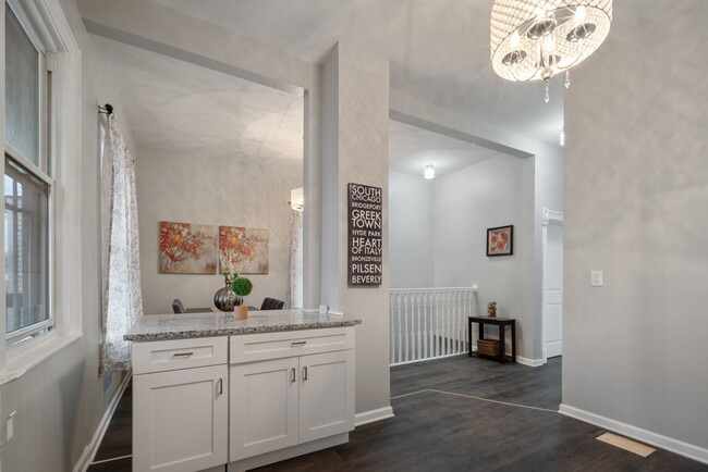 Building Photo - 5944 S Princeton Ave