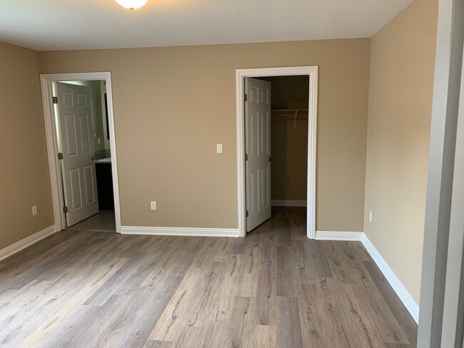 Building Photo - 2510 Houston St