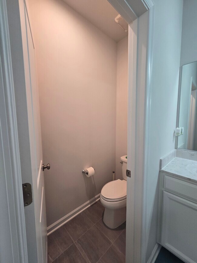 Building Photo - 9227 Magellan Pkwy