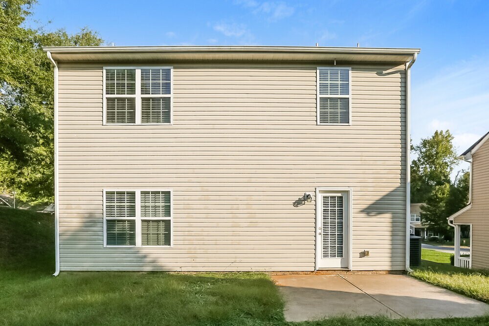 Building Photo - 802 Wesley Alan Ln