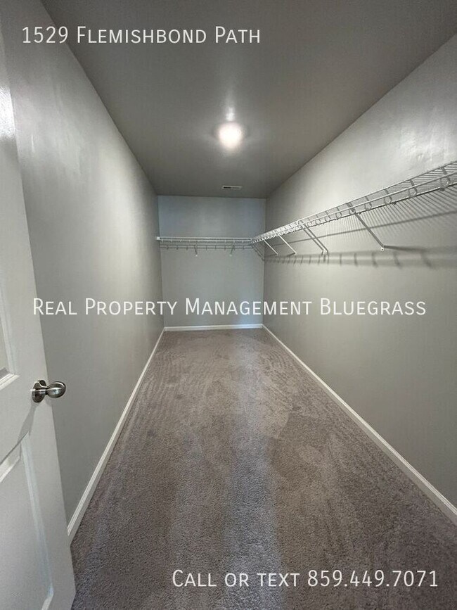 Building Photo - 1529 Flemishbond Path