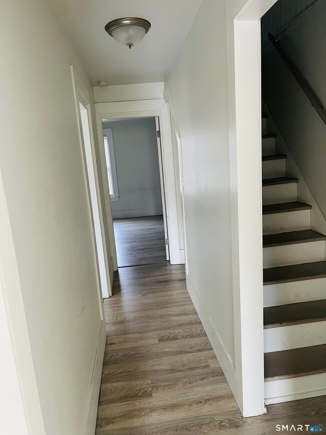 Building Photo - 399 Jane St