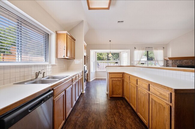 Building Photo - Dream Home Alert in Pflugerville