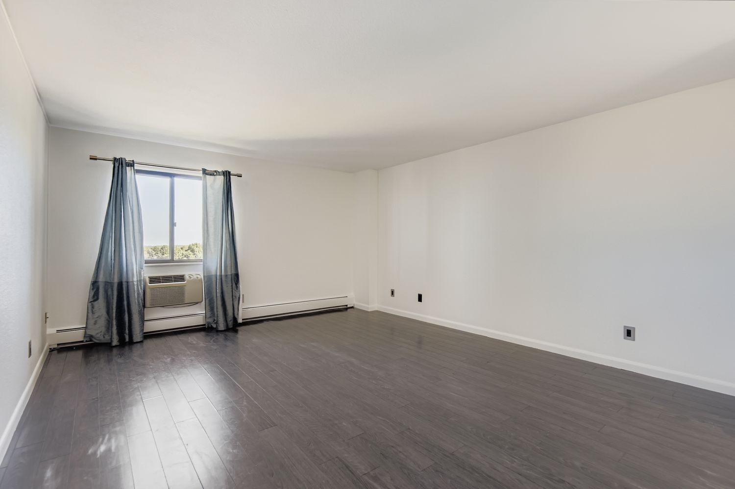 Bedroom - 7420 E Quincy Ave