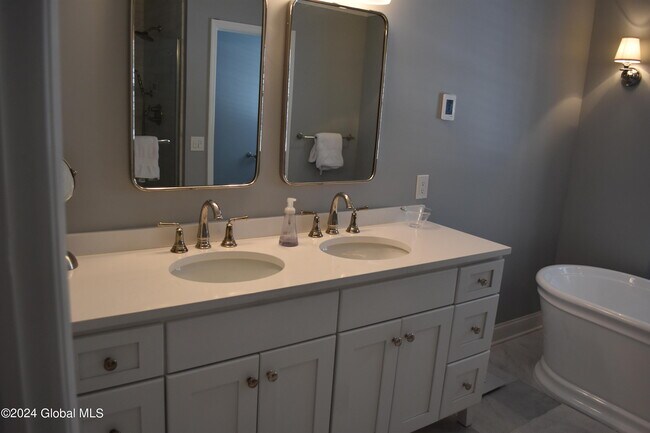 Building Photo - 63 Hearthstone Dr