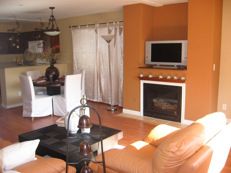 Building Photo - 13801 Hoyt St